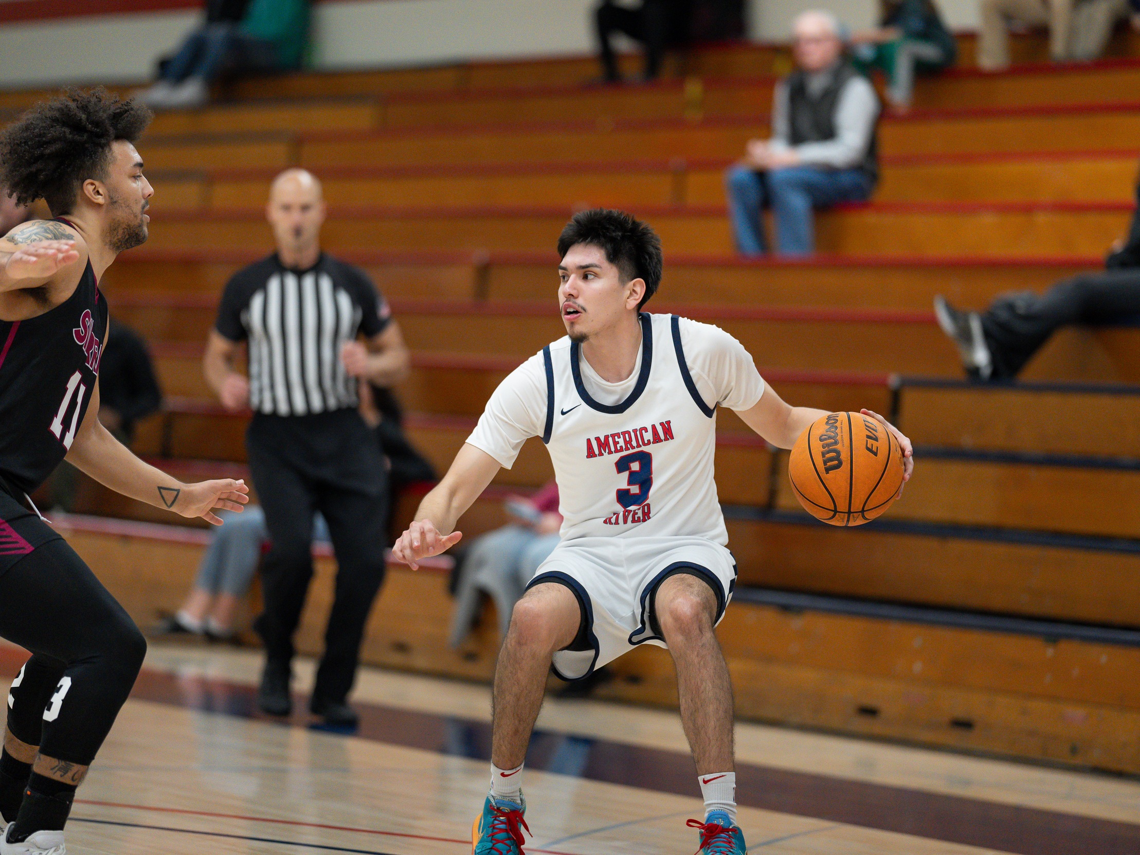 Men's Basketball Drops Conference Games Against Modesto Junior College and Folsom Lake College
