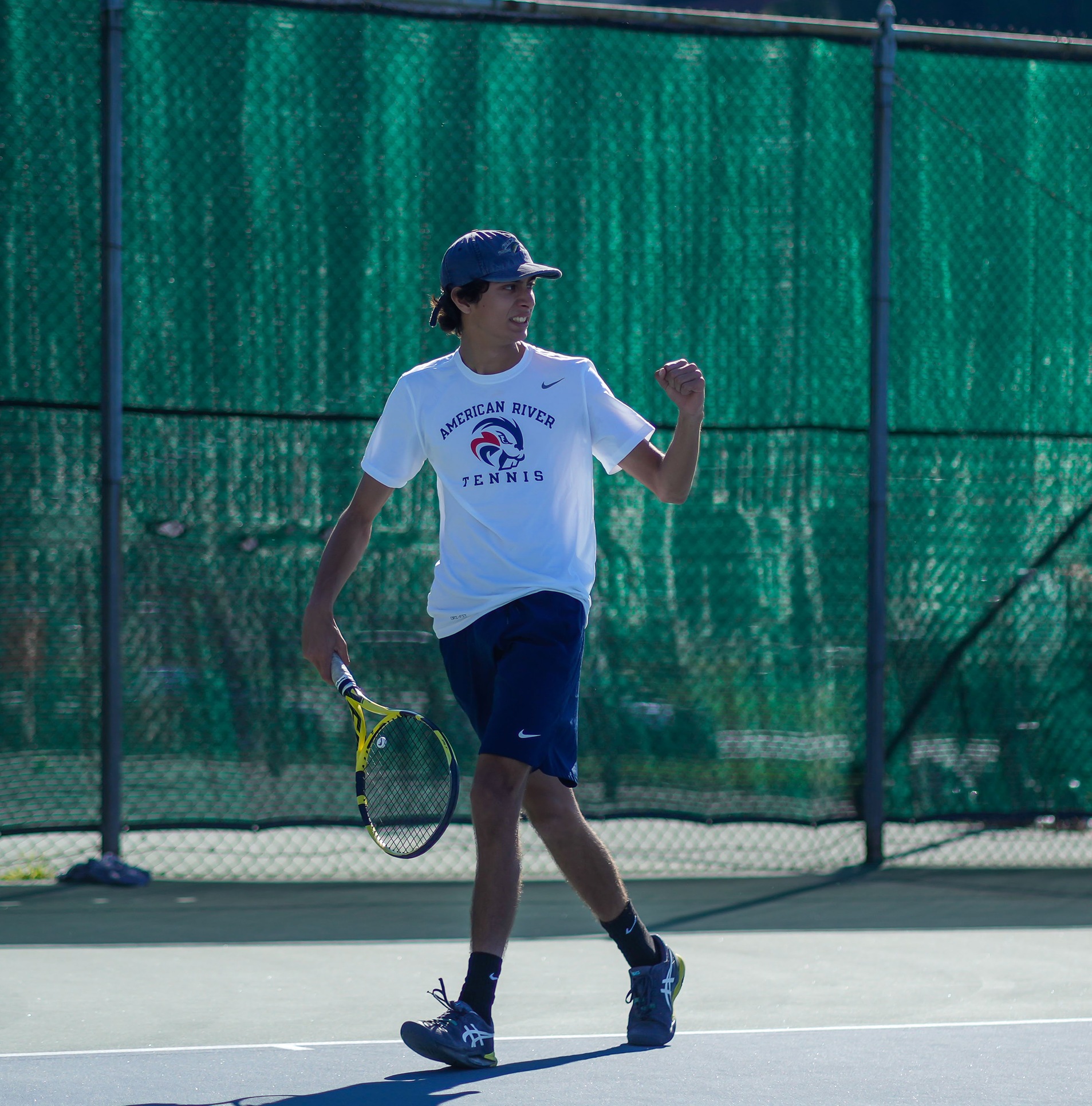Beavers Compete Against NCAA Division I Hornets in First Match Play of the Season