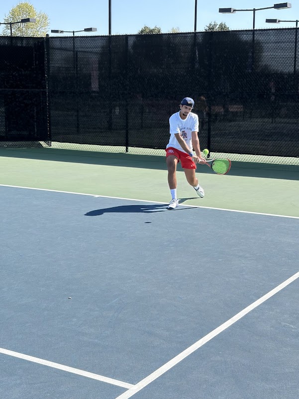 Beavers Go 2-1 on Fresno Trip, Beating Both Junior Colleges and Playing NCAA DII Opponent Tough