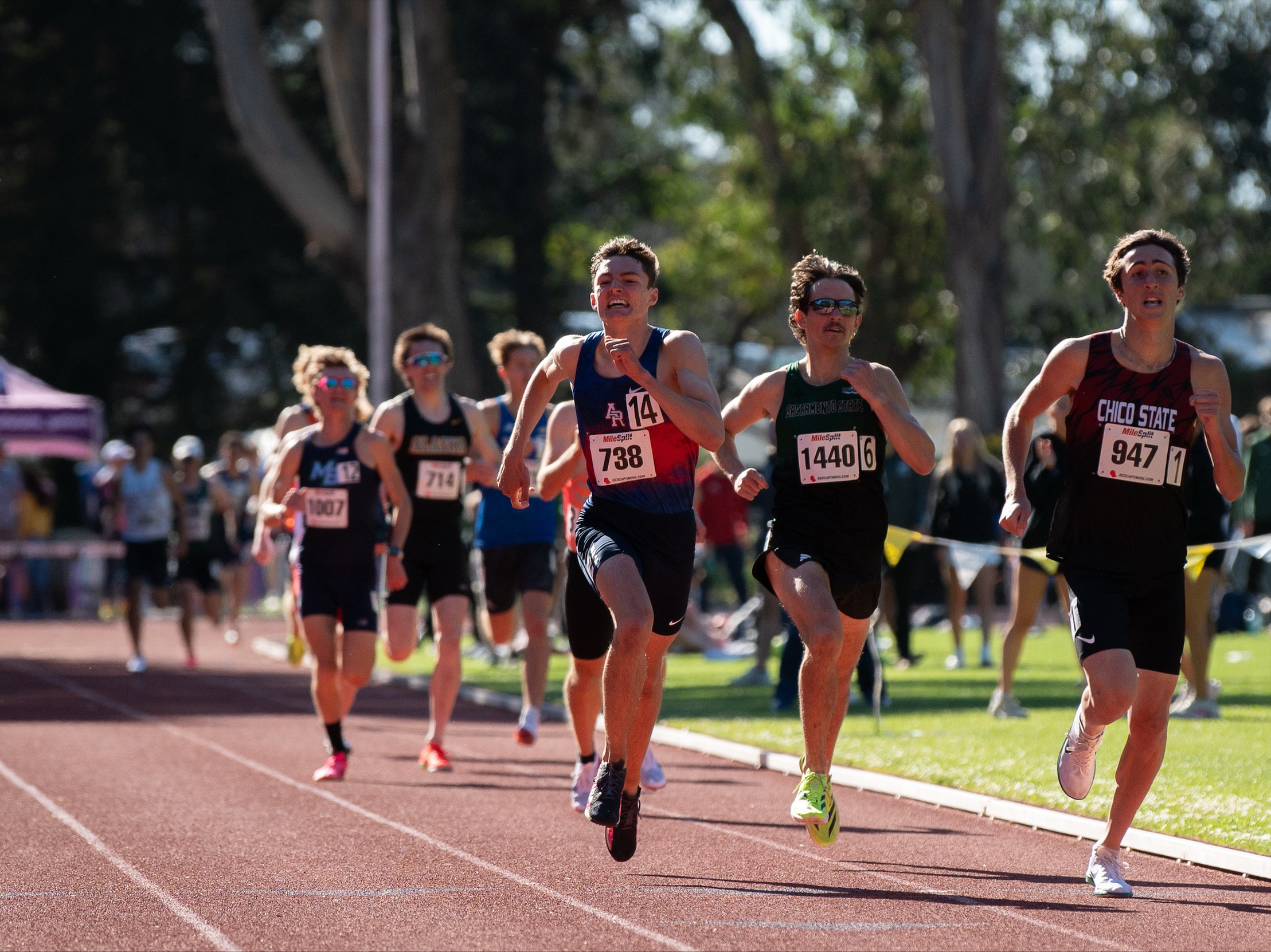 Beavers on the Hunt: Mobley Takes State Lead as Distance Crew Dominates Mike Fanelli Track Classic