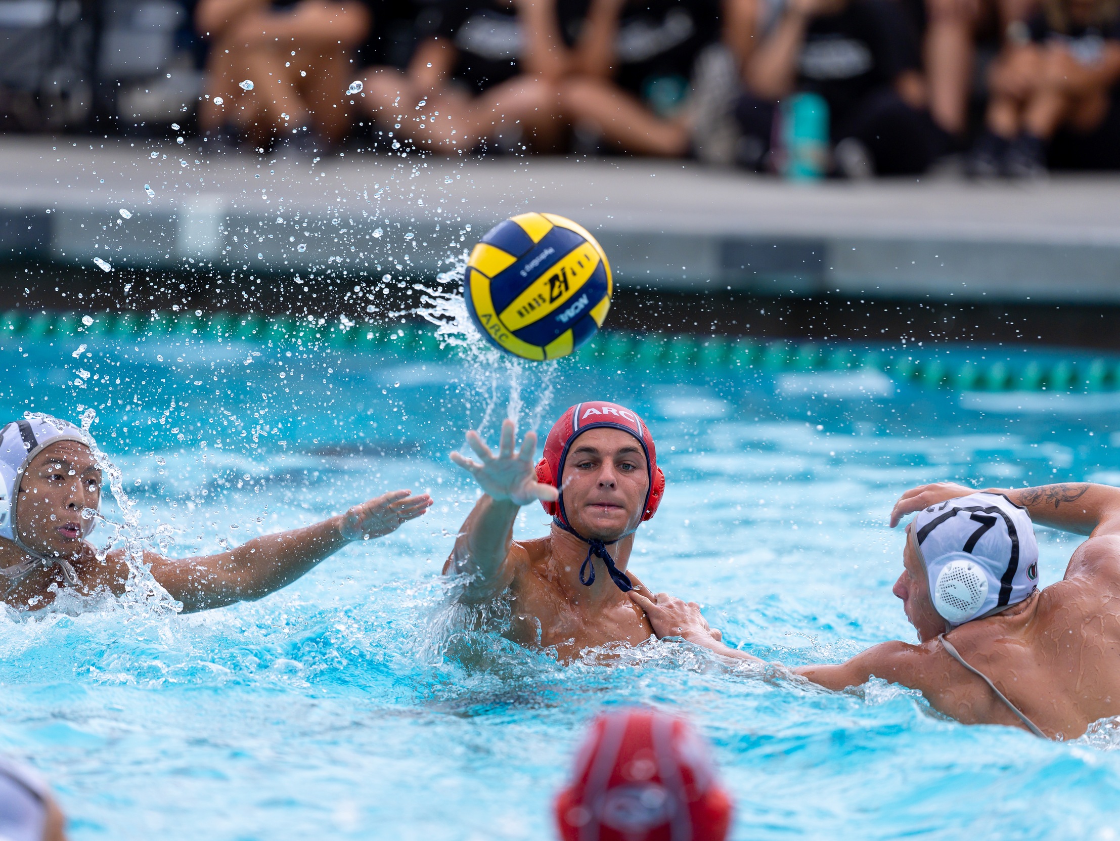 Men's Water Polo Has Strong Performance on Recent Road Trip